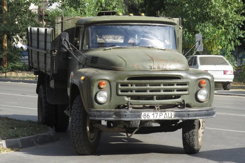 ЗИЛ 130 военный