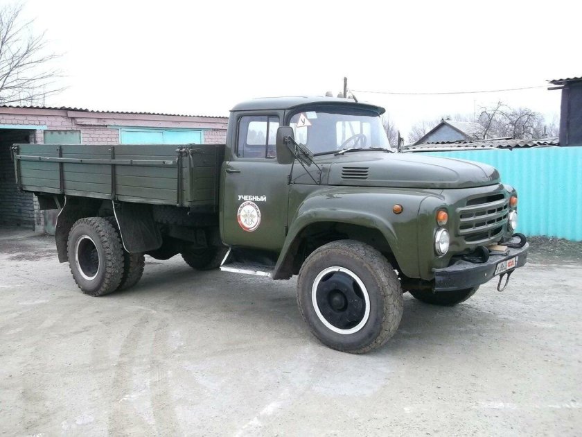 ЗИЛ 130 ДОСААФ