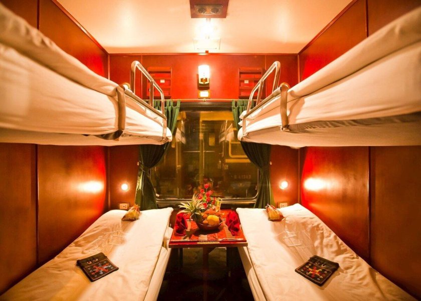 Купе в поезде
