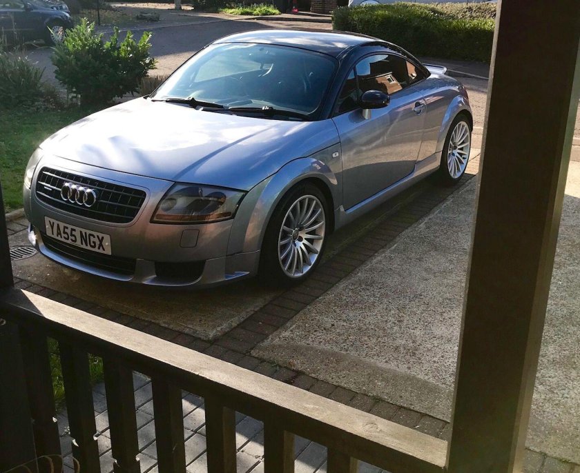 Audi TT quattro