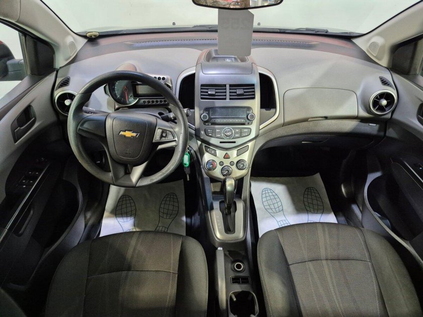 Chevrolet aveo t300 2012