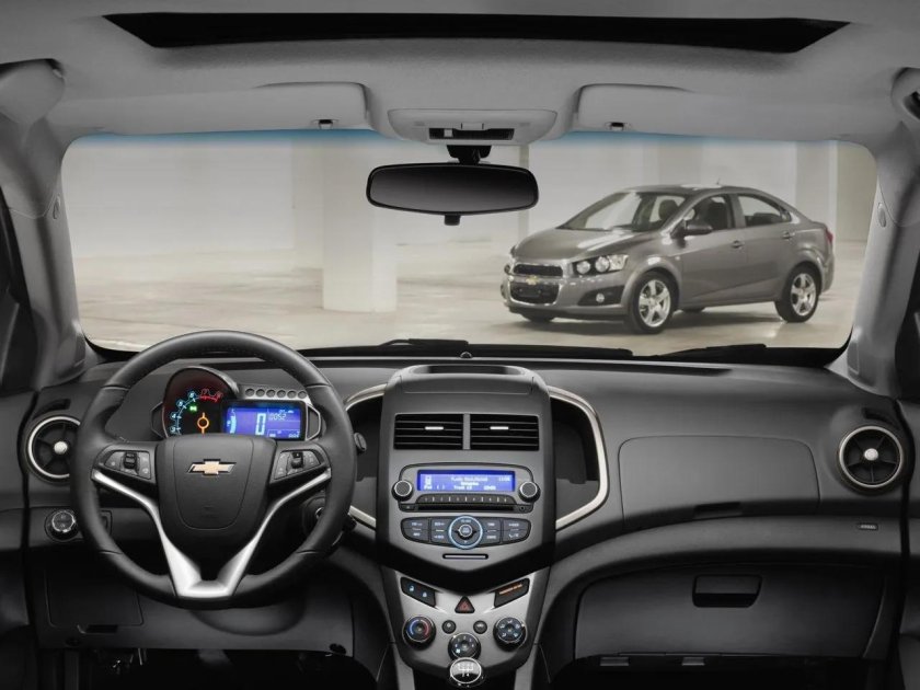 Chevrolet aveo 2014 салон