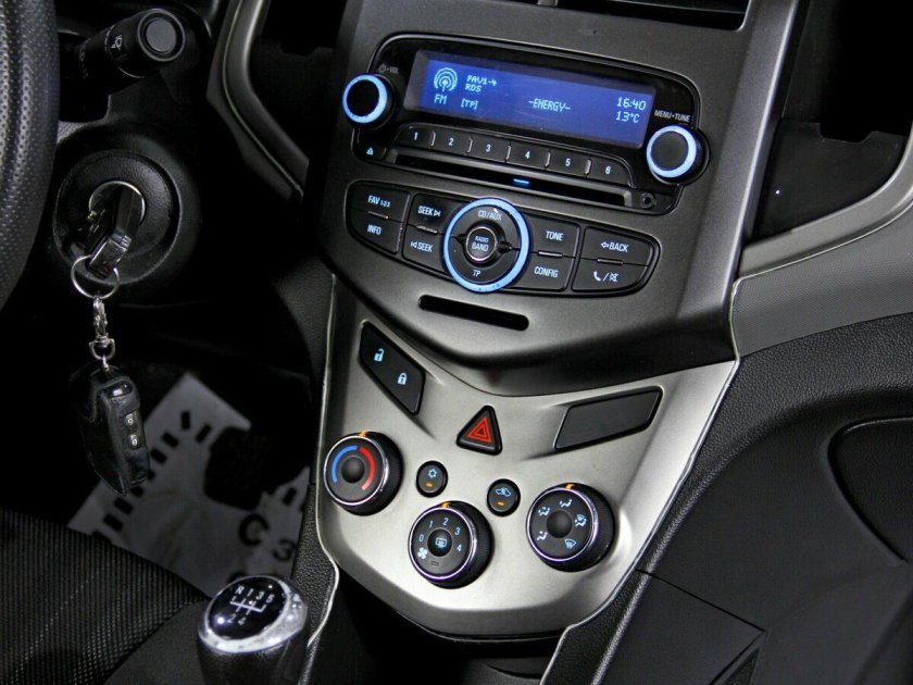 Chevrolet Aveo 2014 салон