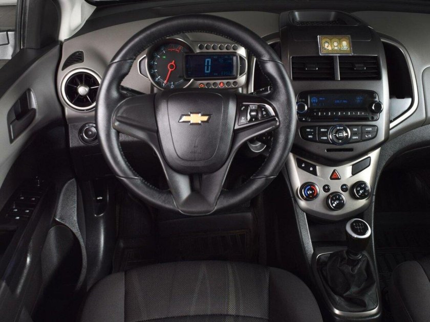 Chevrolet Aveo 2 салон