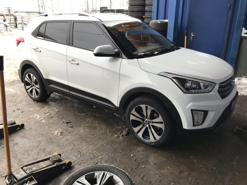 Hyundai Creta r18