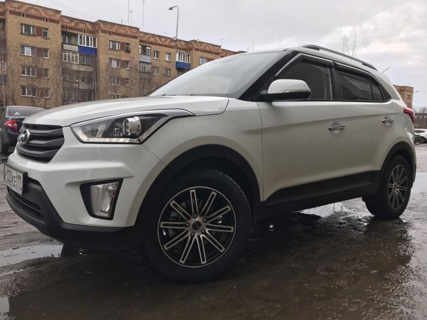 Hyundai Creta r17