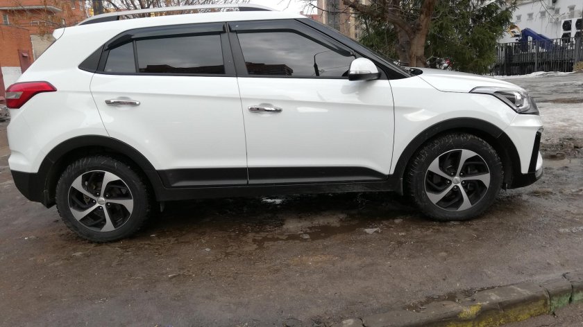 Hyundai Creta r18