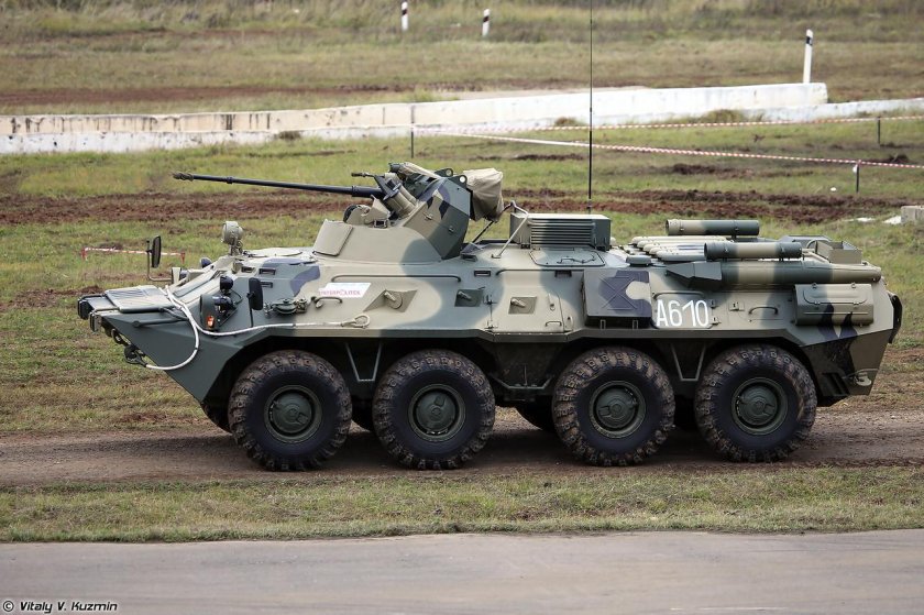 БТР-82 бронетранспортёр