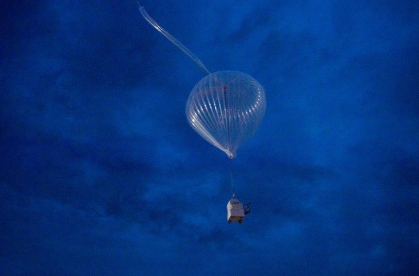 Стратостат в стратосфере