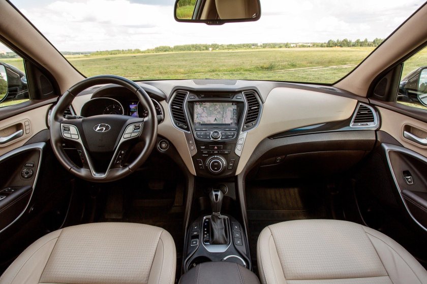 Hyundai Santa Fe 2017 салон