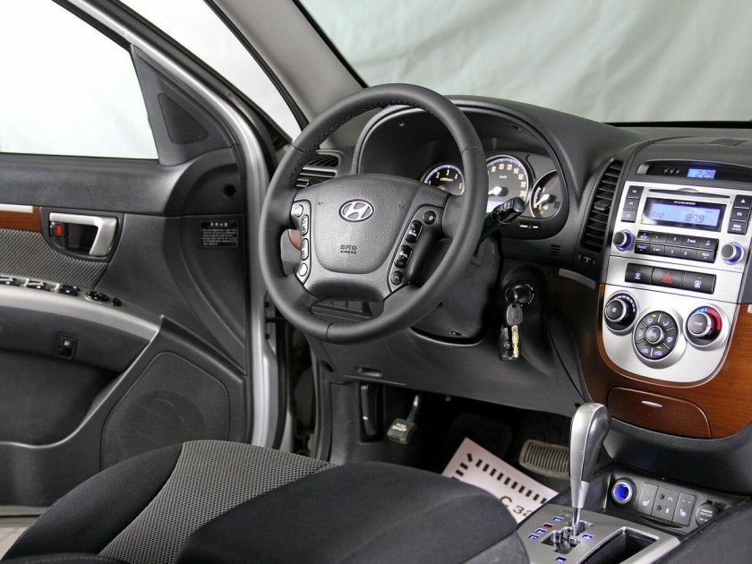 Hyundai Santa Fe 2 салон