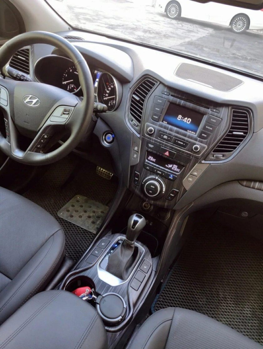 Hyundai Santa Fe салон