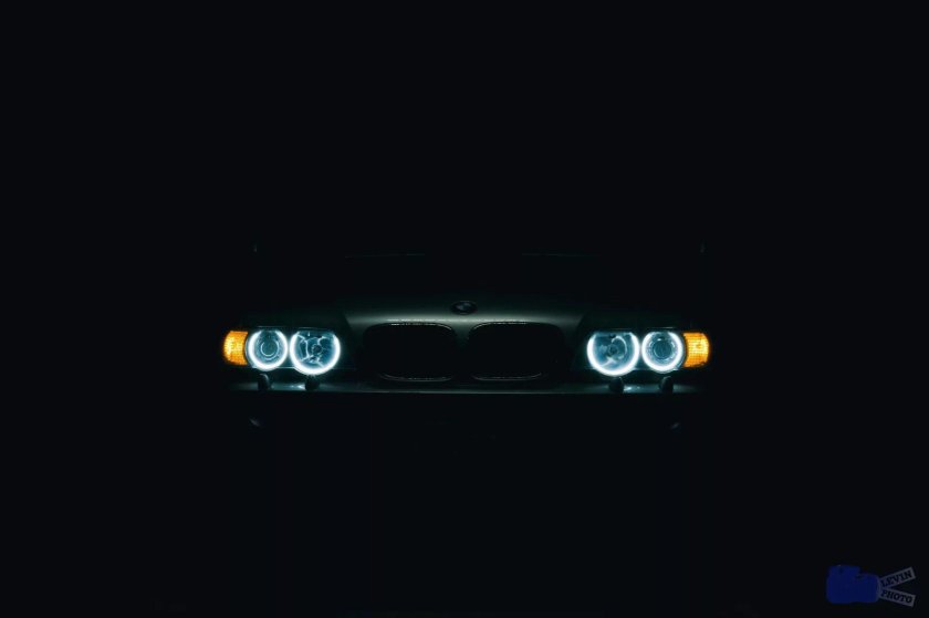 БМВ е38 ангельские глазки