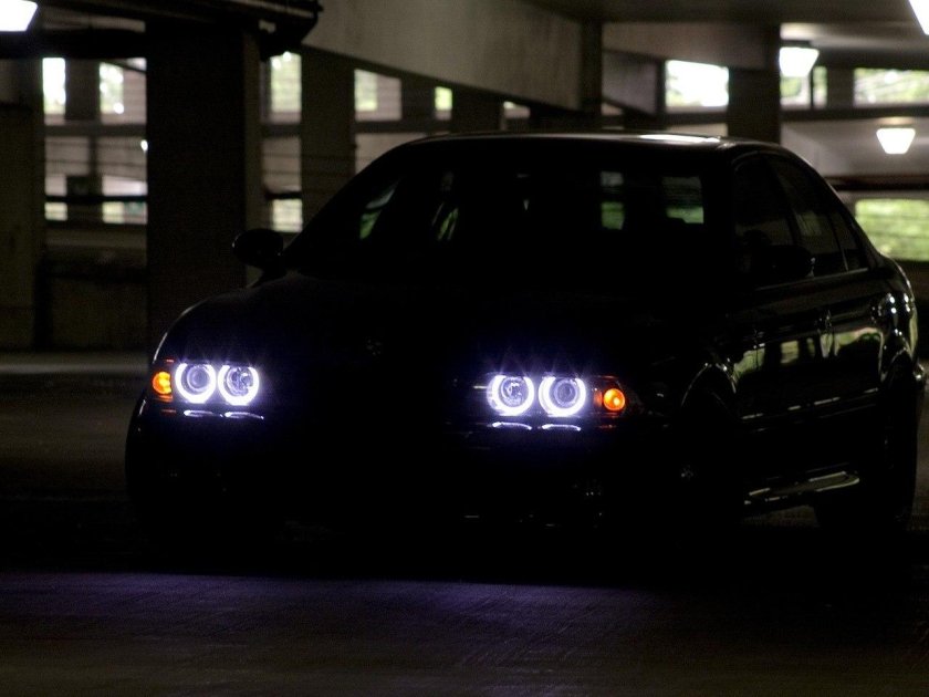 BMW 5 e39 ангельские глазки