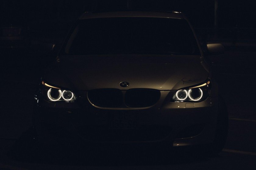 BMW e60 в темноте