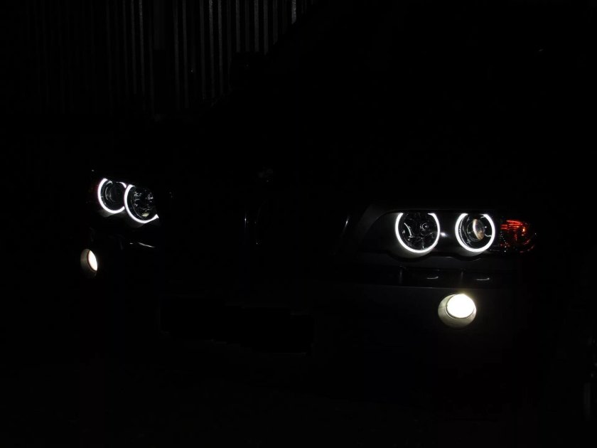 Ангельские глазки БМВ х5 е53