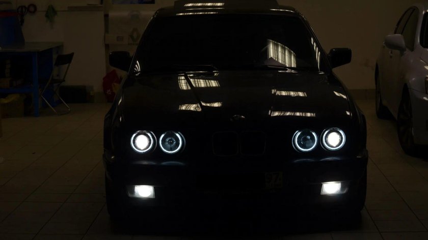 BMW e34 глазки
