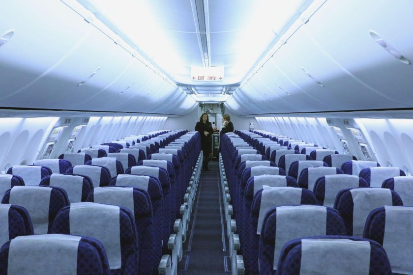 Боинг 737-900 салон