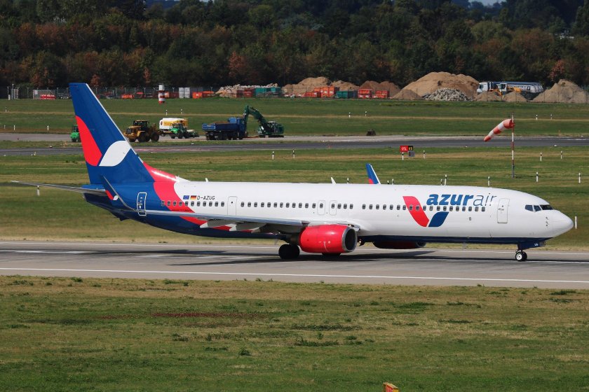 Боинг 737 Azur Air