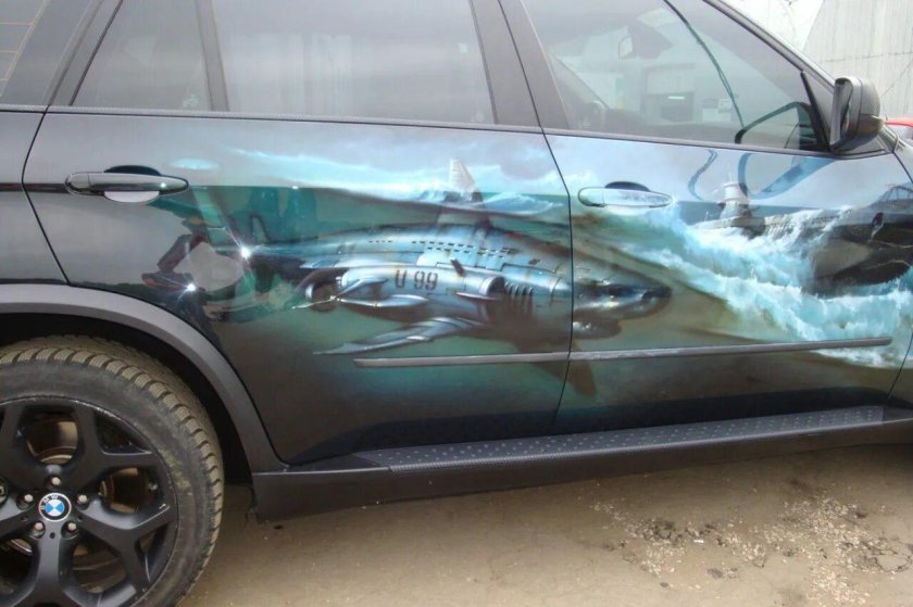 Аэрография на коричневом авто