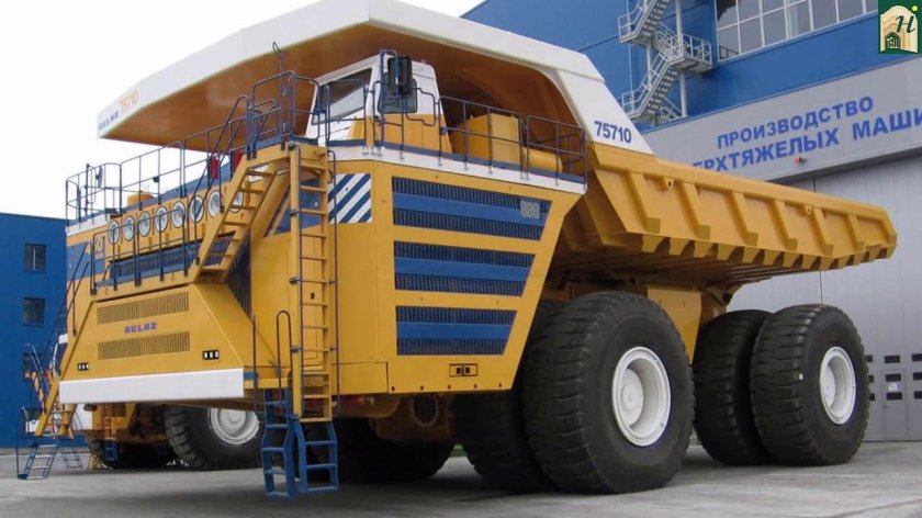 БЕЛАЗ-75710 самосвал