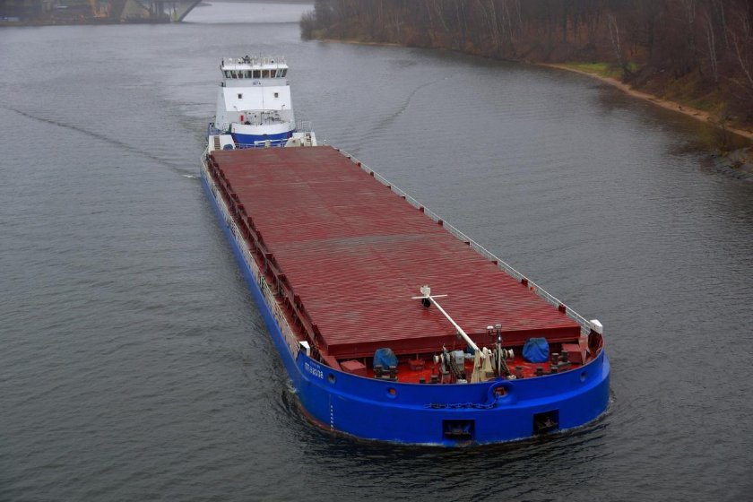 Баржа пт 82008