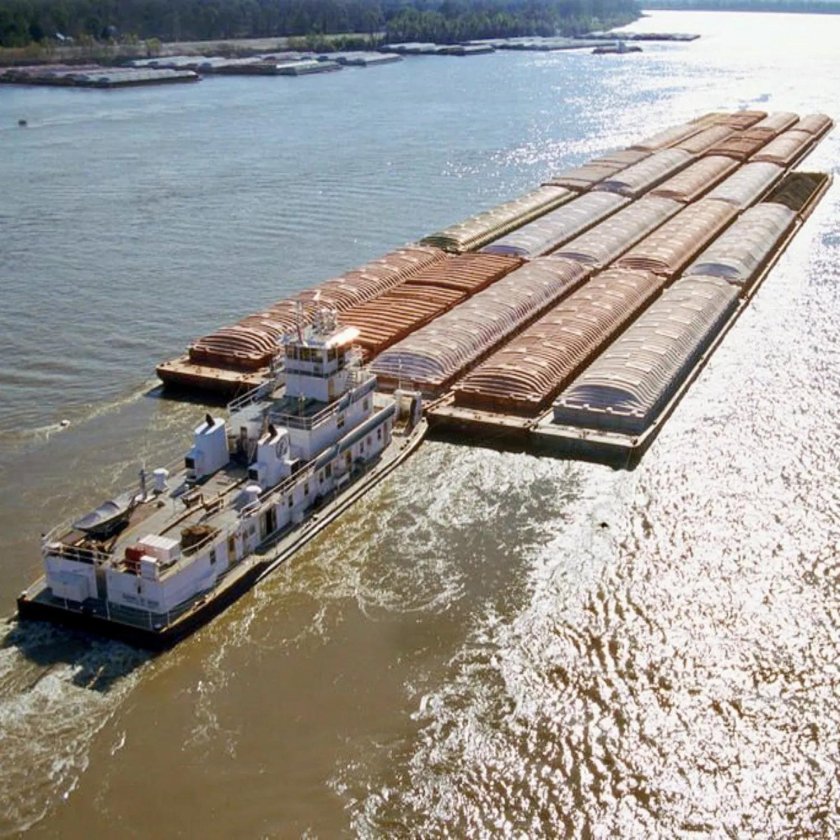 Баржа Лихтер