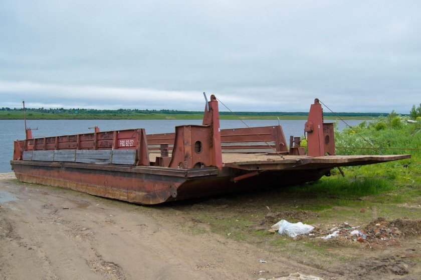 Баржа несамоходная 100т
