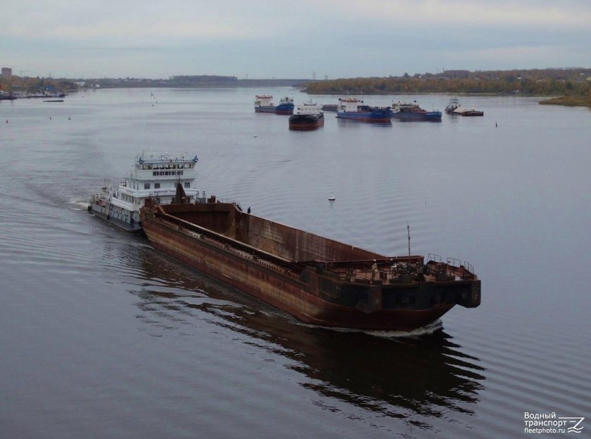 Баржа Речная сухогрузная