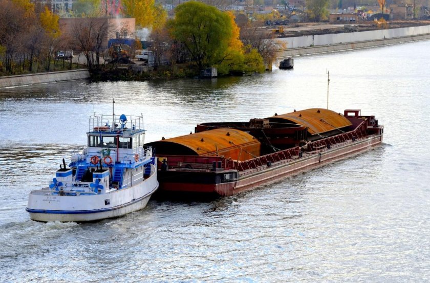 Речные буксиры и толкачи
