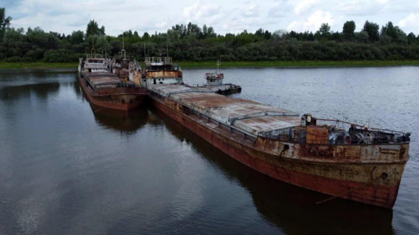 Корабль баржа