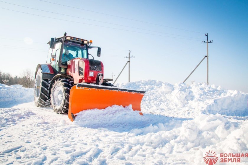 МТЗ 2022 С отвалом