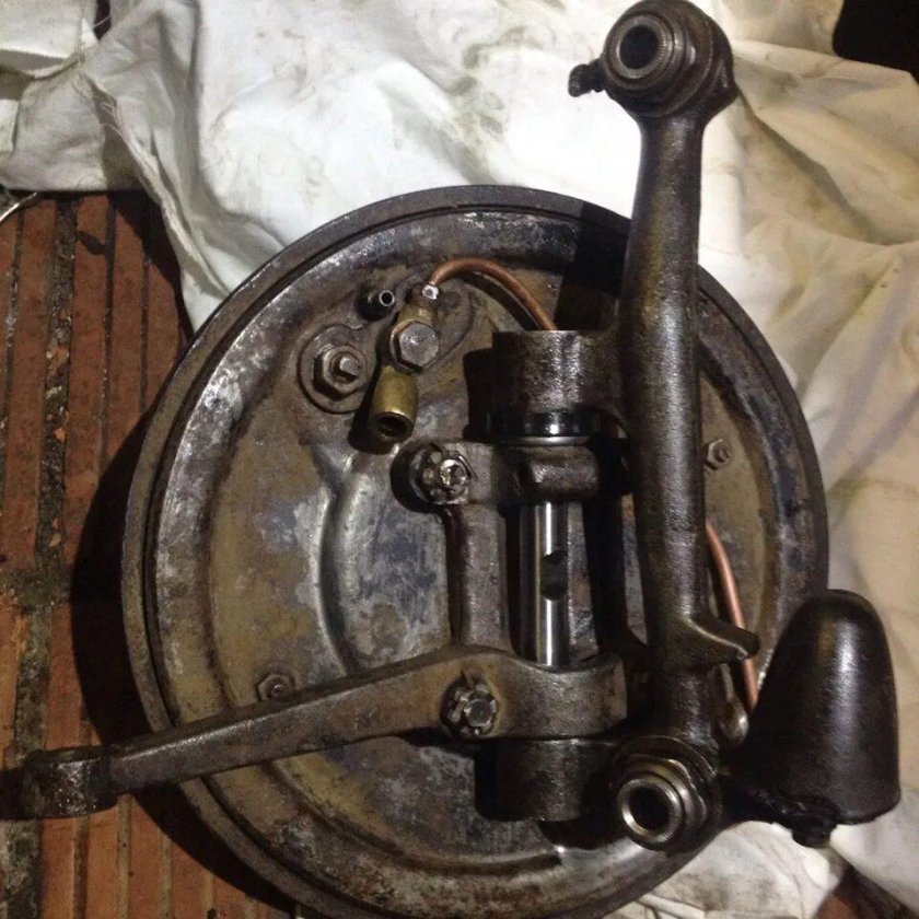 Шкворень ГАЗ 24