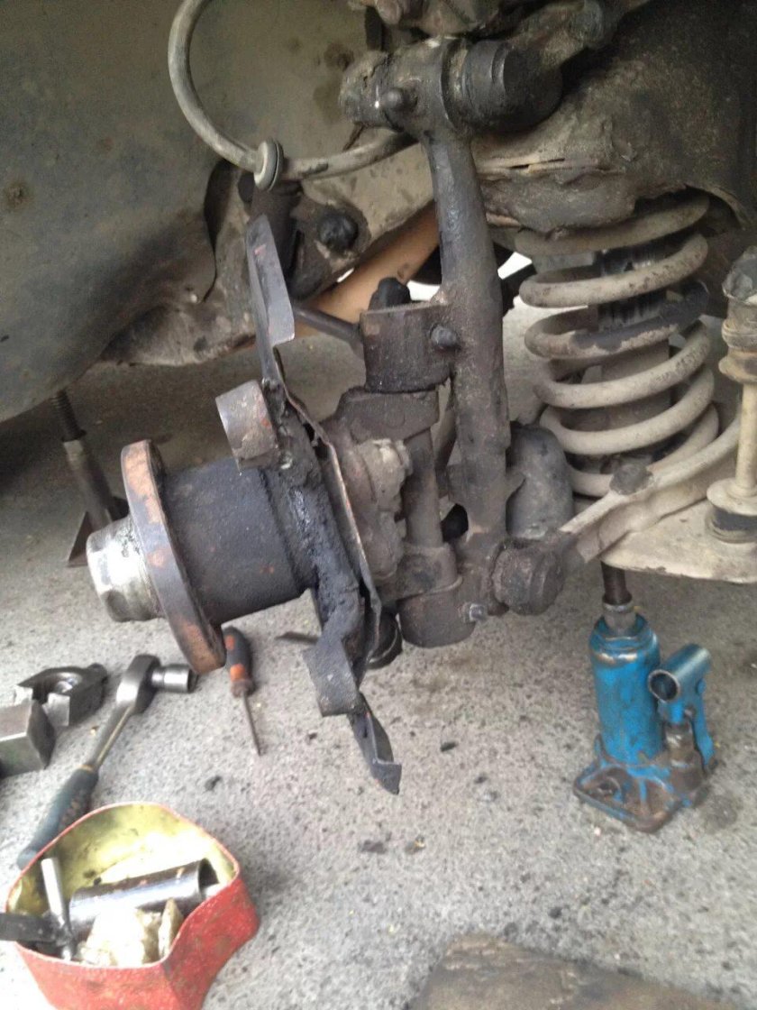 Стойка шкворня ГАЗ 3110