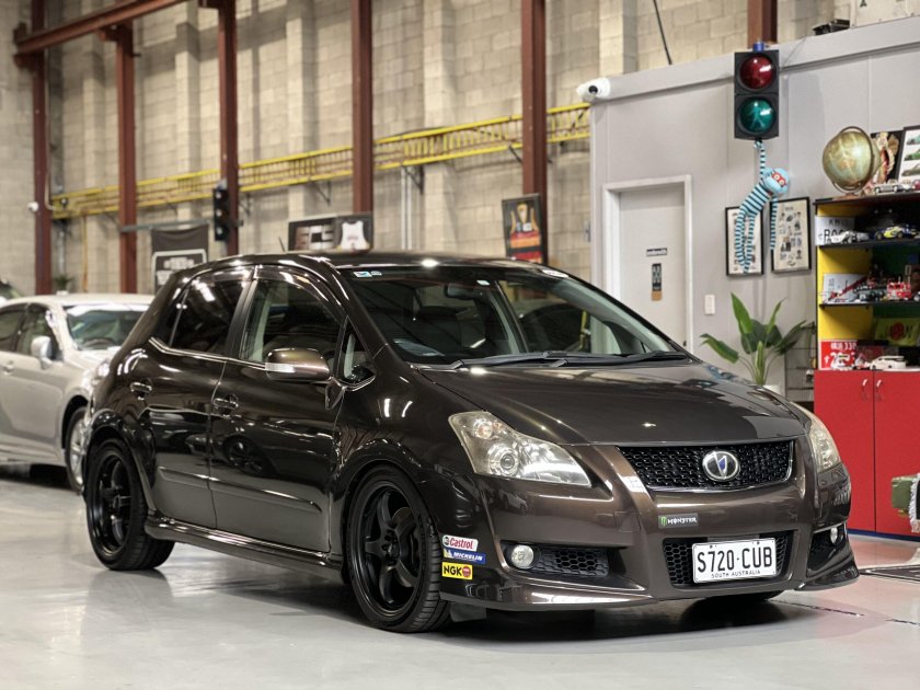 Тойота блейд