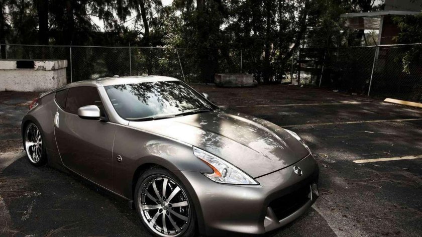 Ниссан 370z