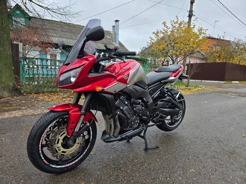 Мотоцикл yamaha
