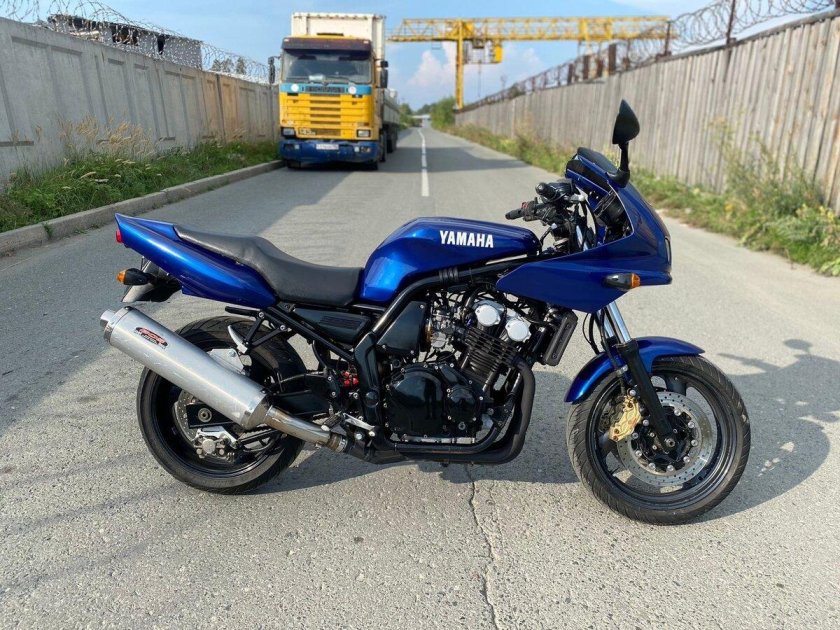 Yamaha xsr400 2000