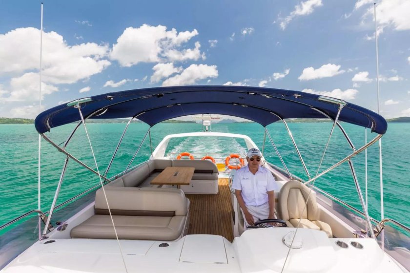 Яхта принцесса 64