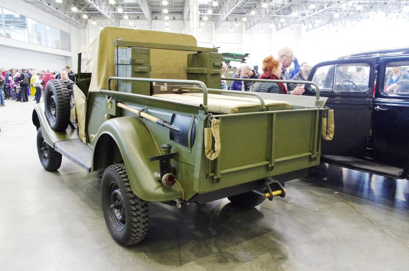 Артиллерийский тягач ГАЗ-61-417