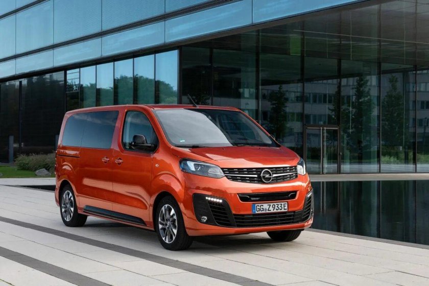 Опель Зафира 2020