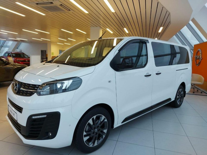 Зафира в кредит