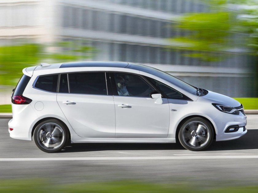 Opel Zafira Tourer 2017