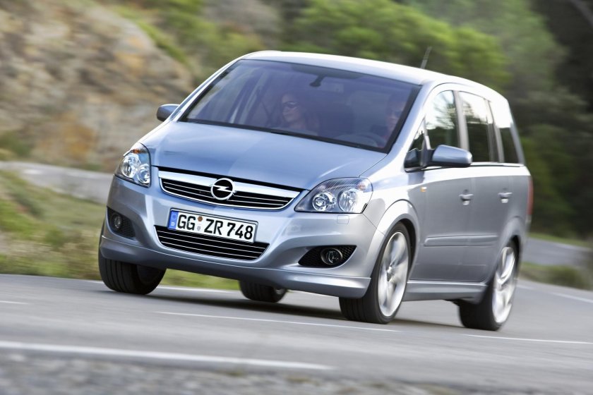 Опель Зафира 2009
