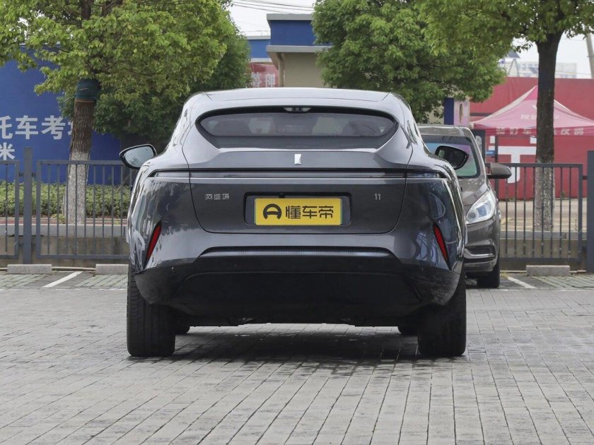 Avatr 11 116 KWH, 2023