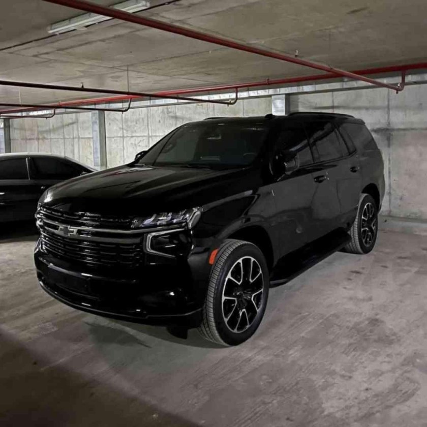 Chevrolet tahoe 2022 black