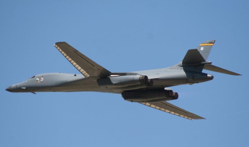 Rockwell b-1 Lancer