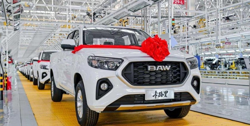 Китайская машина BAIC