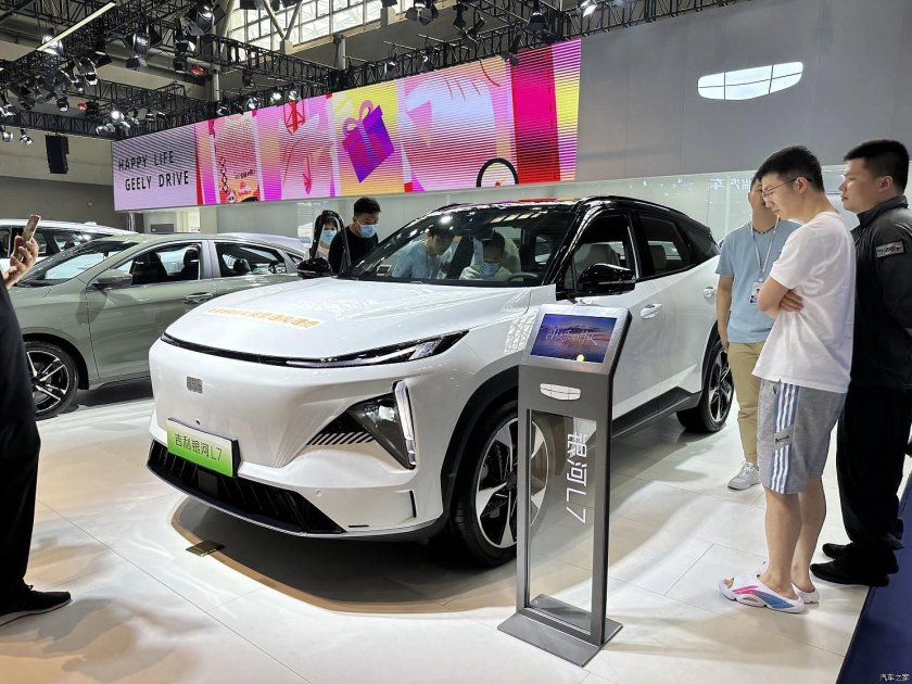 Geely l7