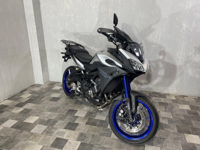 Yamaha mt-09 tracer